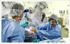脳神経外科手術イメージ画像