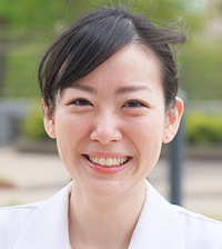 前川彩