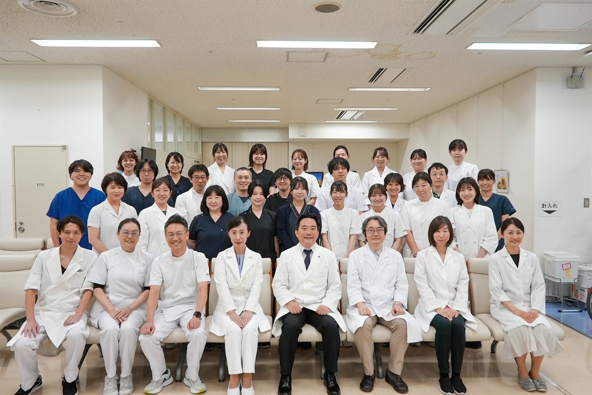 検査部集合写真