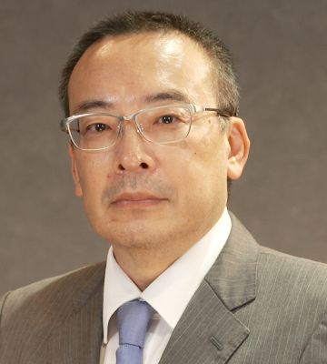 教授　宮崎泰成