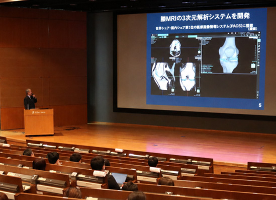 シンポジウムの様子photo